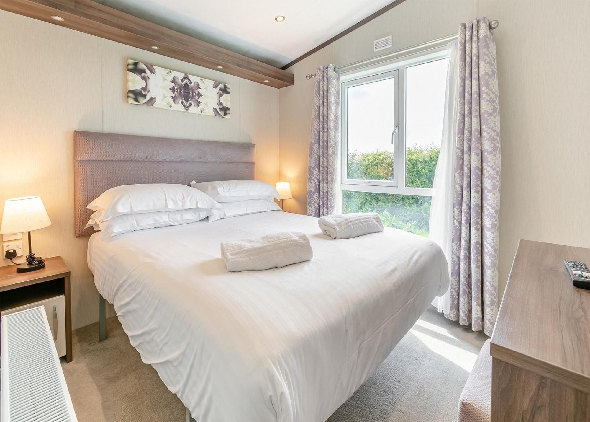 Looe Coastal Retreat Hotel Ngoại thất bức ảnh