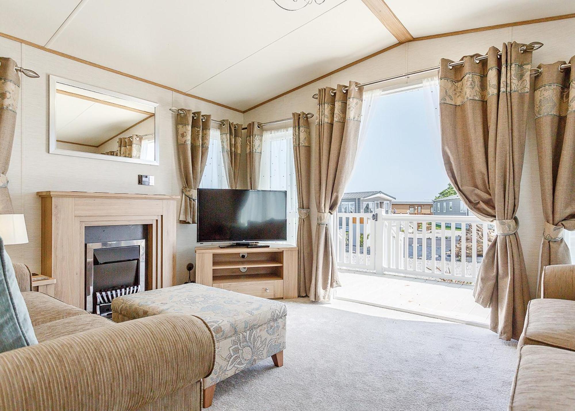 Looe Coastal Retreat Hotel Ngoại thất bức ảnh