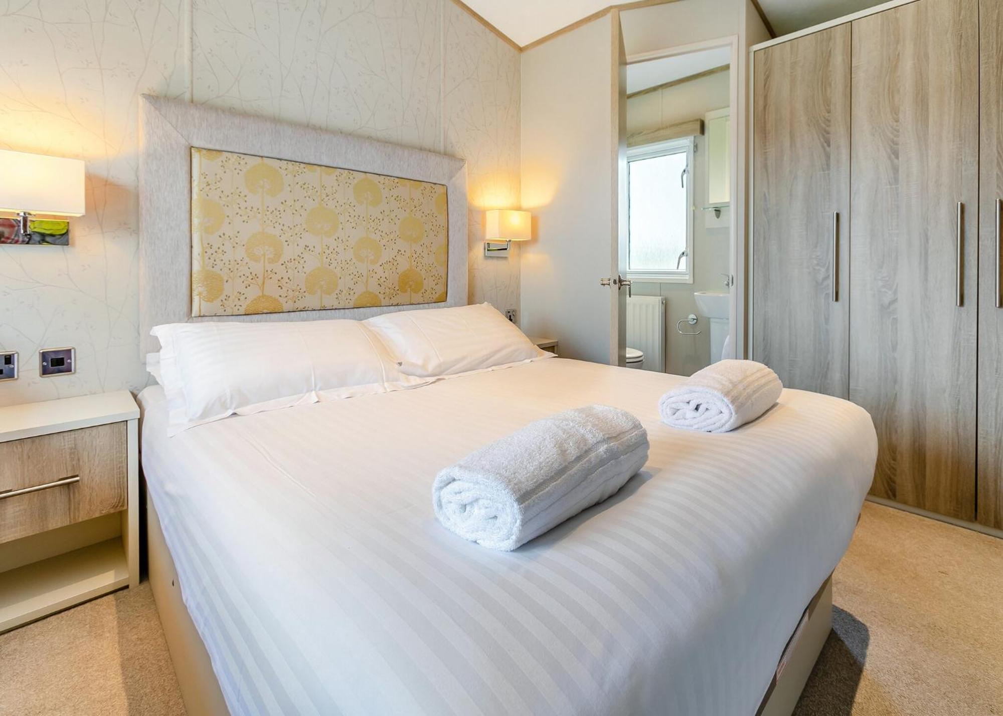 Looe Coastal Retreat Hotel Ngoại thất bức ảnh