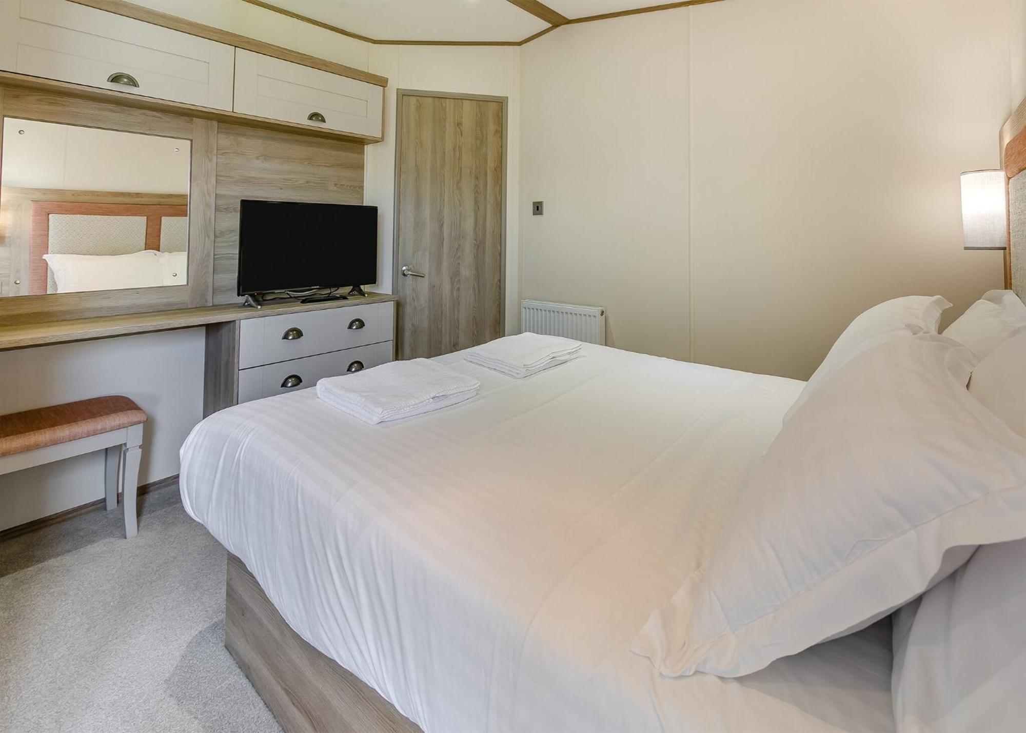 Looe Coastal Retreat Hotel Ngoại thất bức ảnh
