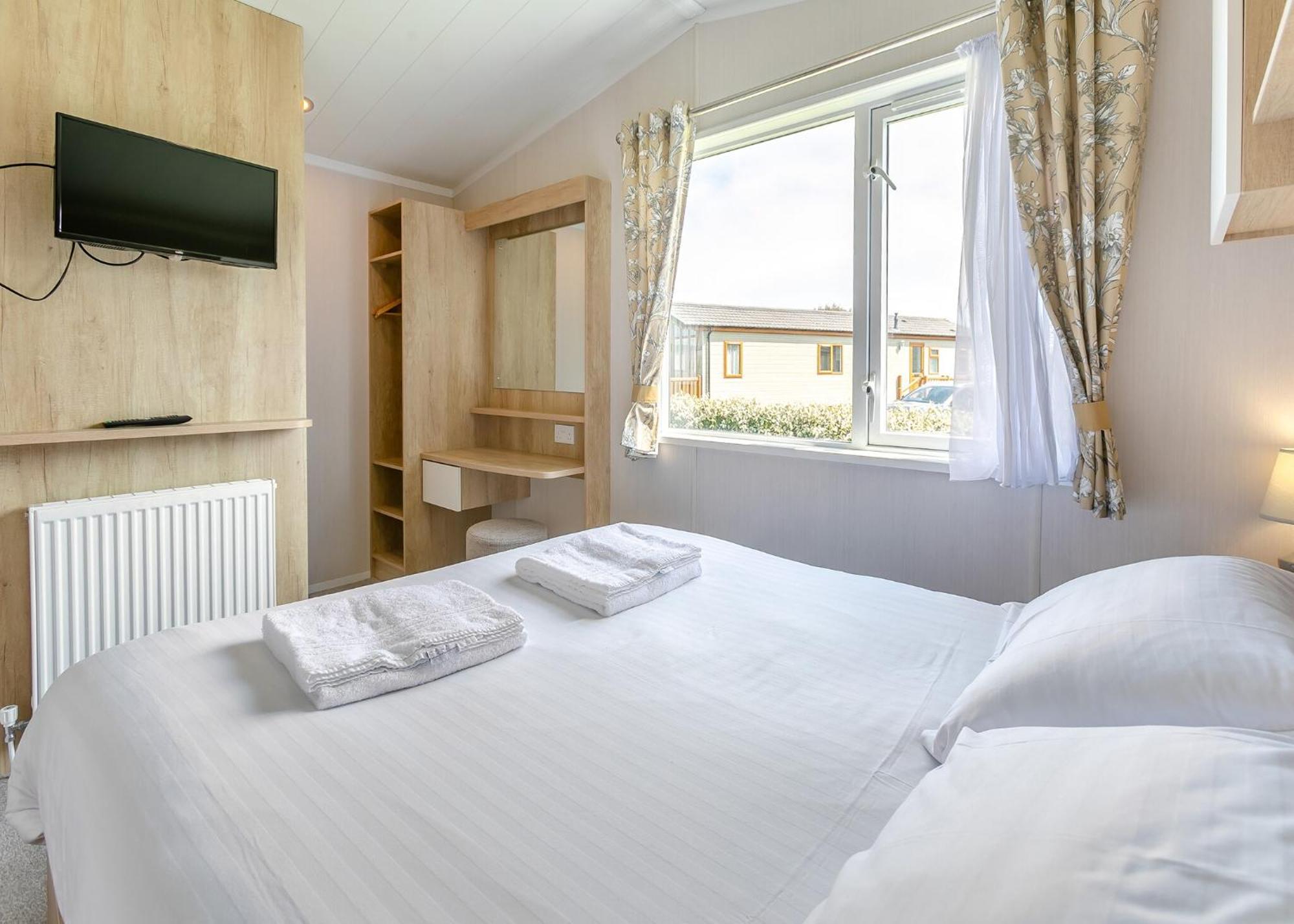 Looe Coastal Retreat Hotel Ngoại thất bức ảnh